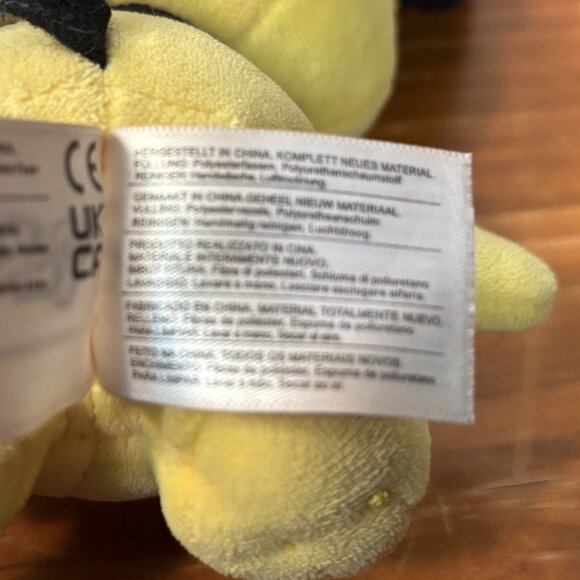 Pokemon Nintendo 2022 Pichu 8" Stuffed Plush Toy - Picture 5 of 5
